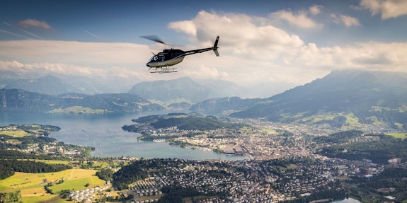 Helikopterflug & Übernachtung in Luzern